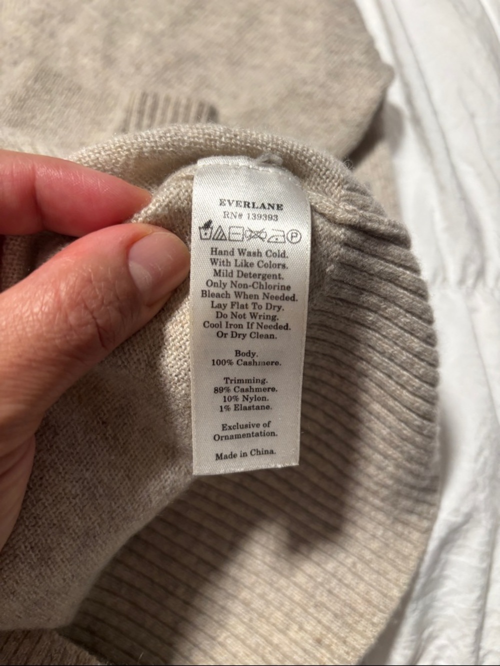 Cashmere Everlane womens Crewneck Cashmere Sweater - Light Taupe Heather - Picture 4 of 6